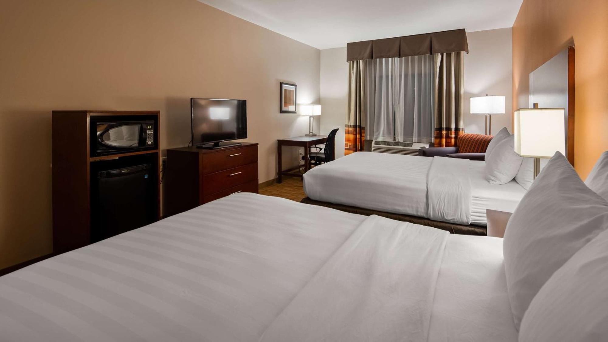 Best Western Plus Spring Inn & Suites Exterior foto